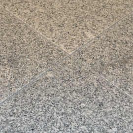 Earl Grey Poleret Granitfliser 30,5x30,5x1 cm - overflade m/fas