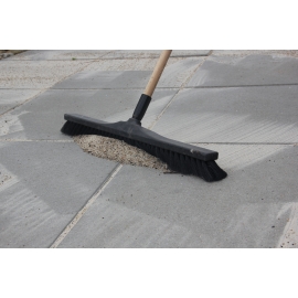 IBF Fugesand 0-4 mm 20 kg Pose 2